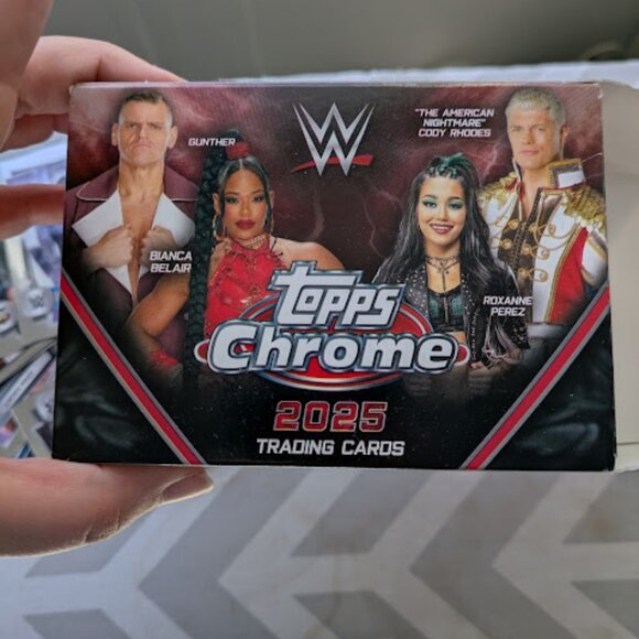 13 Topps WWE Chrome Trading Cards with Box - Picture 3 of 5